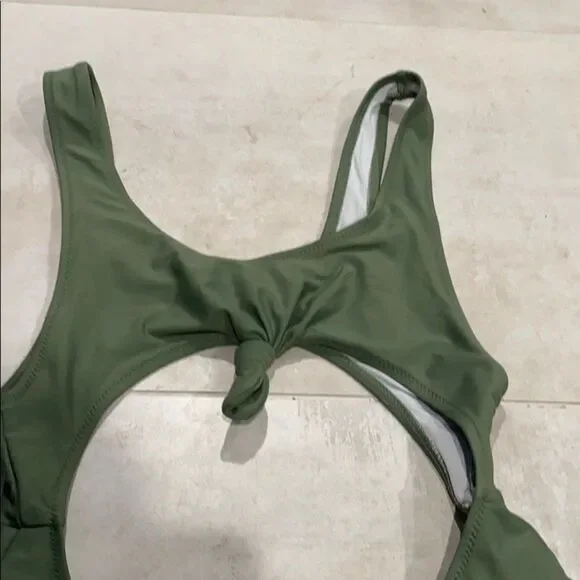 Zaful Women’s Green Cut Out Knot One Piece Swimsuit Sz Small - Picture 2 of 4
